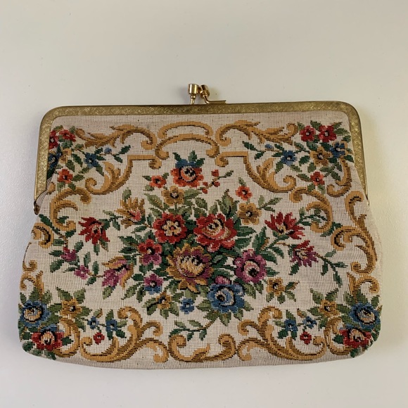 Vintage Clutch - Picture 4 of 11